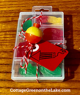 Mini Tackle Box Favors – #2 of the Series “The Gang's All Here